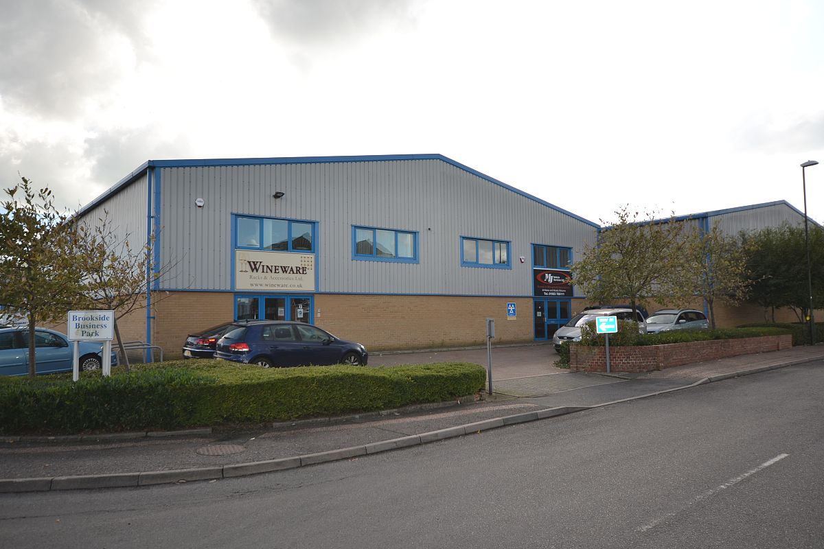 Market appraisal and acquisition advice for party seeking to purchase an industrial unit